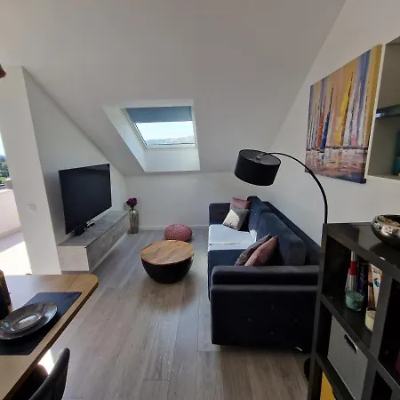Mak & Lux - Sea & Sunset View Apartment *