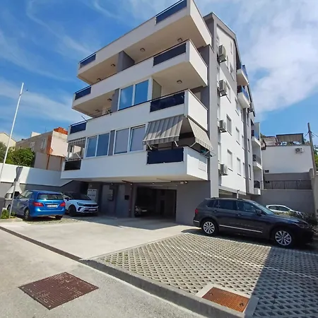 Mak & Lux - Sea & Sunset View Apartament *