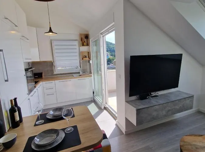 Apartman Mak & Lux - Sea & Sunset View