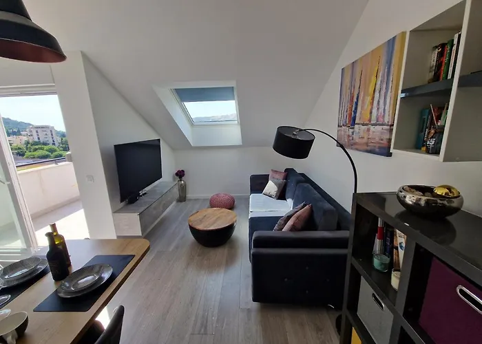 Mak & Lux - Sea & Sunset View Apartman *