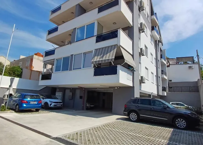 Mak & Lux - Sea & Sunset View Apartman *