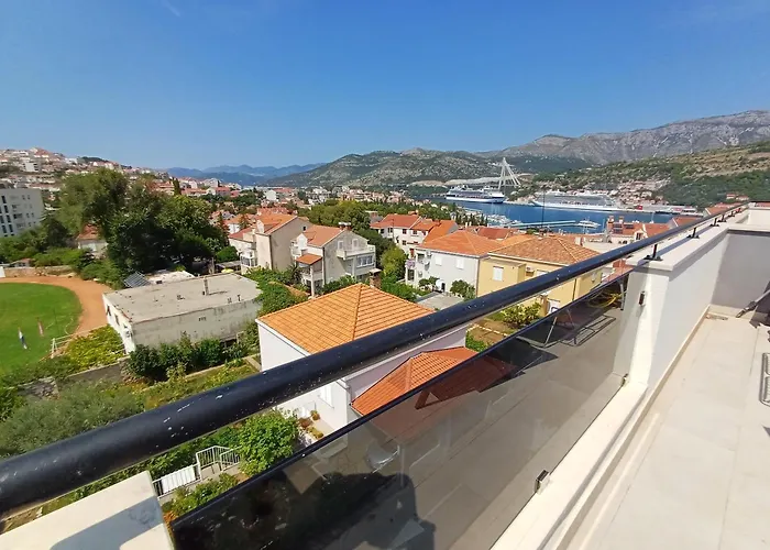 Mak & Lux - Sea & Sunset View *