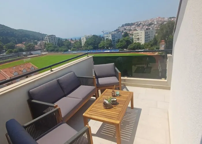 Mak & Lux - Sea & Sunset View Apartament *