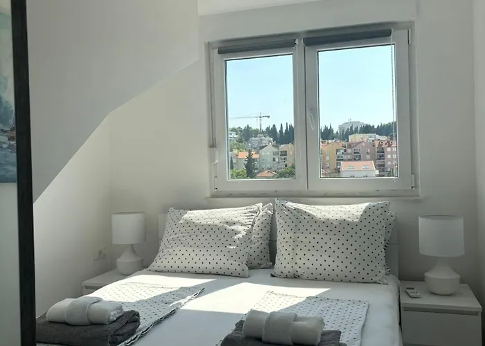 Apartman Mak & Lux - Sea & Sunset View