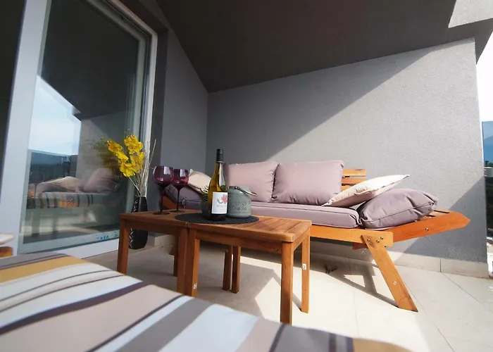 Mak & Lux - Sea & Sunset View *