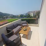 Mak & Lux - Sea & Sunset View Apartman *