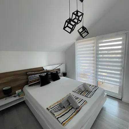 Mak & Lux - Sea & Sunset View *