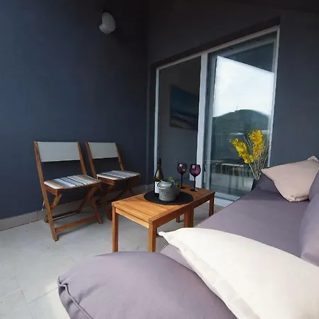 Mak & Lux - Sea & Sunset View Appartamento *